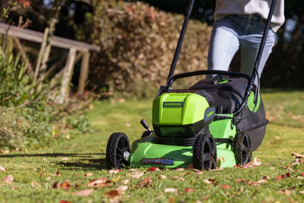 Electric mower