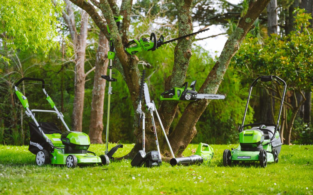 Why choose: LawnMaster Lithium | Advantages