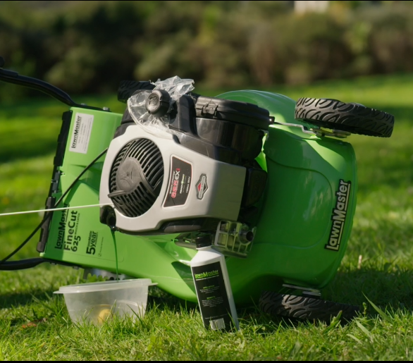 HOW TO: Change the oil in your LawnMaster Rotary Mower
