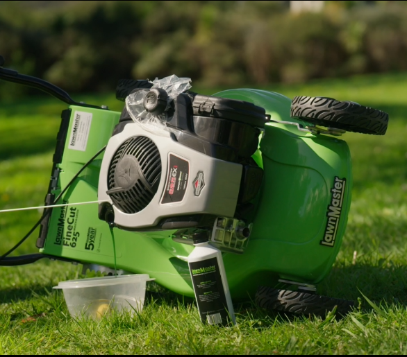 How to: Change the oil in your LawnMaster Rotary mower