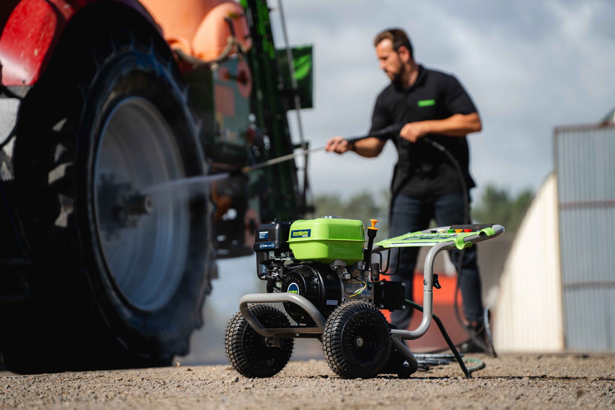 Pressure Cleaner LawnMaster